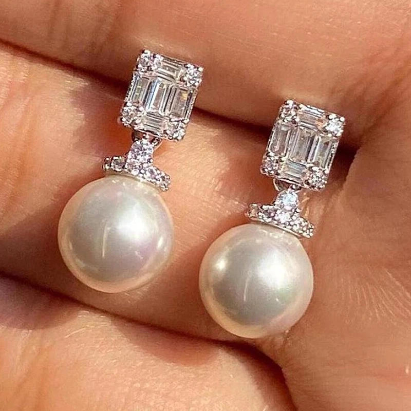 Elegant Pearl Women Drop Earrings