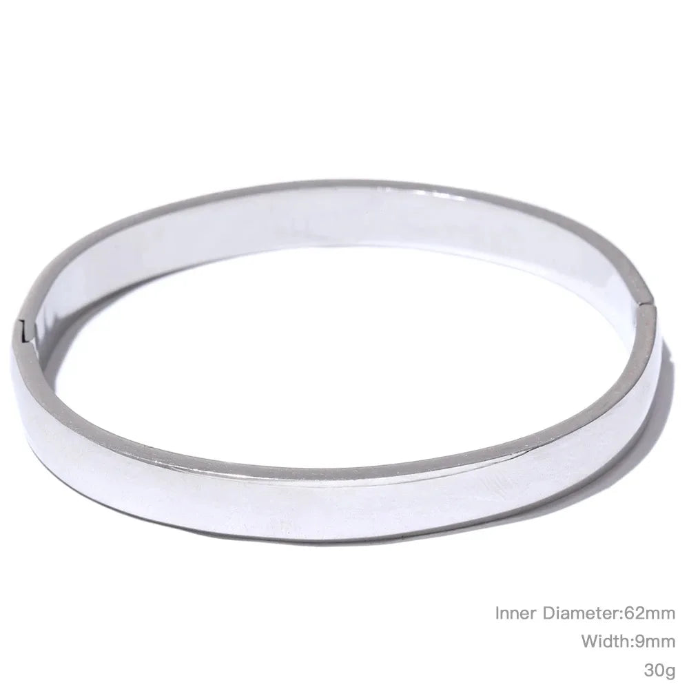 ✨ Aura Gold Bangle ✨ elegant, memorable, and fits a minimalist 18K gold-tone bracelet.